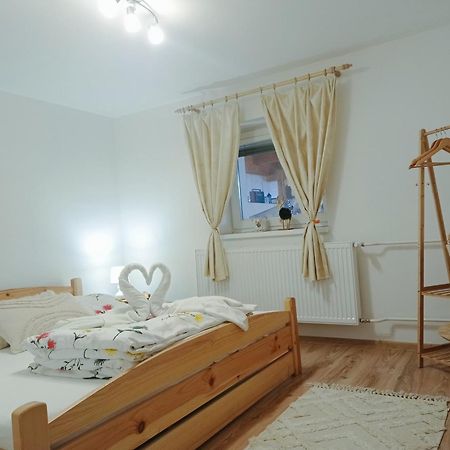 Apartman Paula -Dovolenka Pri Aquaparku Lipótszentmiklós Kültér fotó